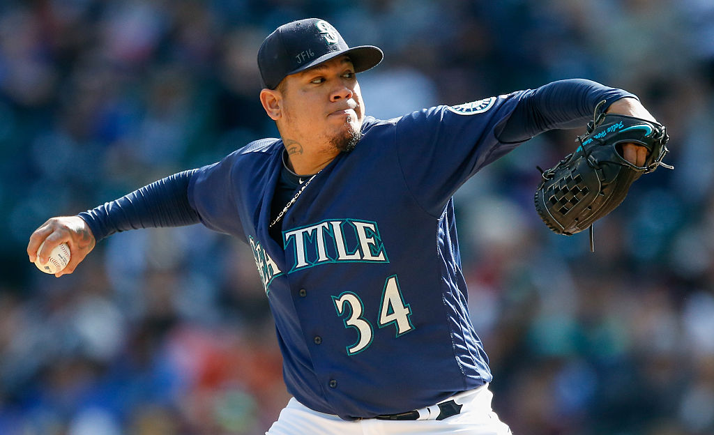 SEATTLE, WA - OCTOBER 02: Starting pitcher Felix Hernandez #34 of the Seattle Mariners pitches against the Oakland Athletics in the first inning at Safeco Field on October 2, 2016 in Seattle, Washington. (Photo by Otto Greule Jr/Getty Images)