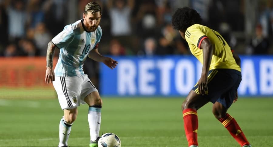 messi-vs-colombia-afp-900x485